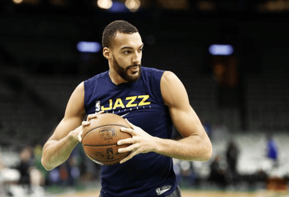 IM体育官方网-公牛队教练组织战术磨砺球队士气