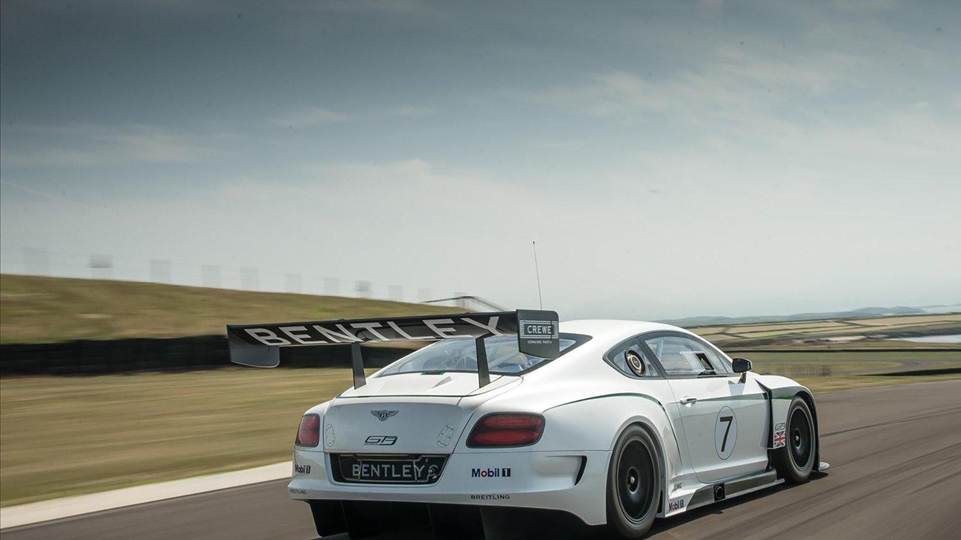 安菲尔德铁幕与伯纳乌叹息墙，当集体绞杀遇见个人神迹