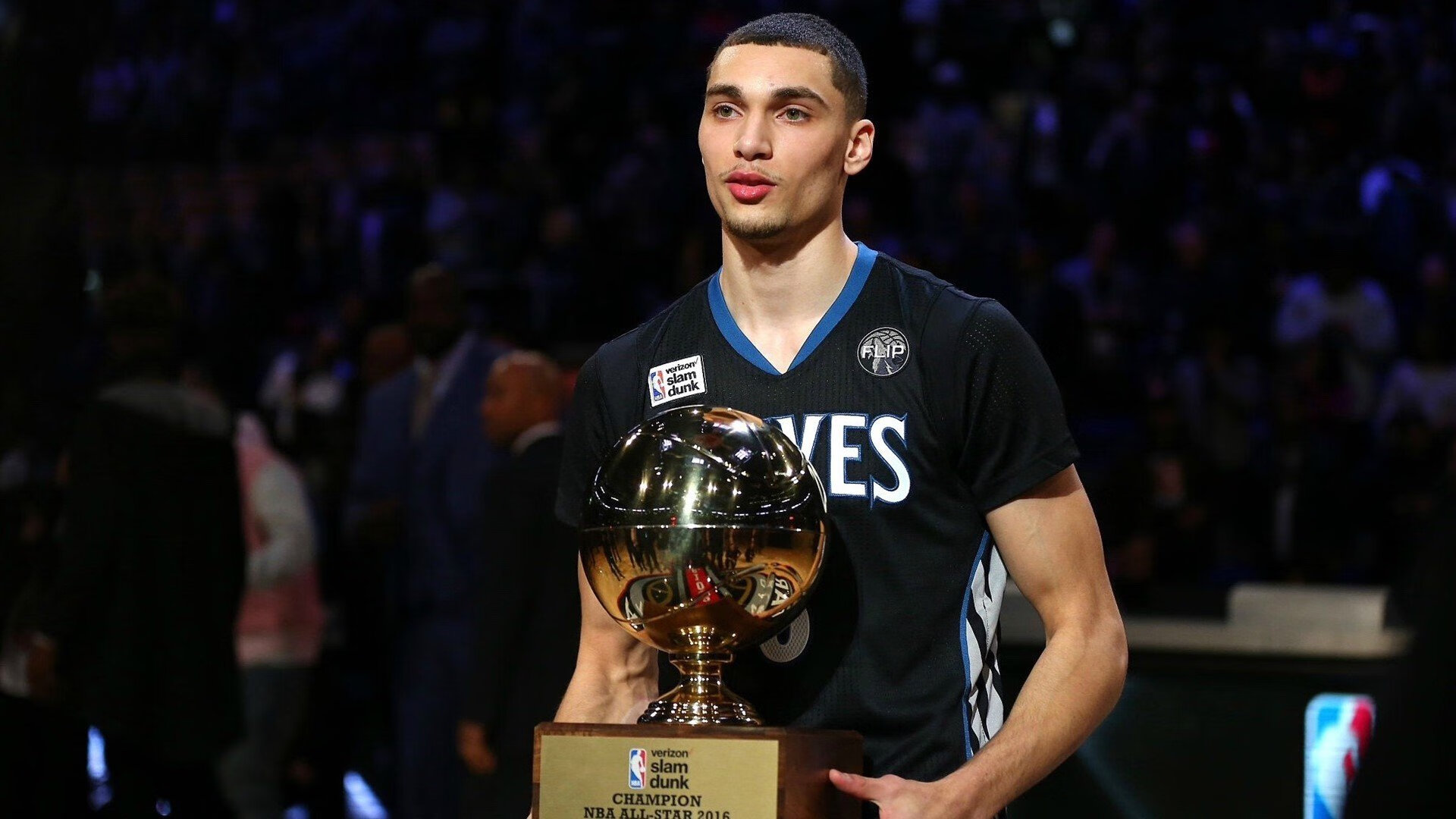 范弗利特彻底打爆防线，雷霆淘汰赛过关太阳